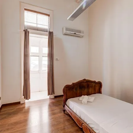 Apt-prime Location 3bed By Homely 斯利马