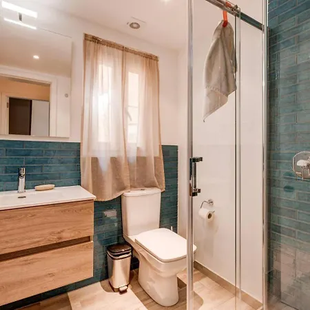 公寓 Apt-prime Location 3bed By Homely *