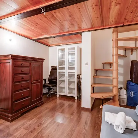 Apt-prime Location 3bed By Homely 公寓 斯利马